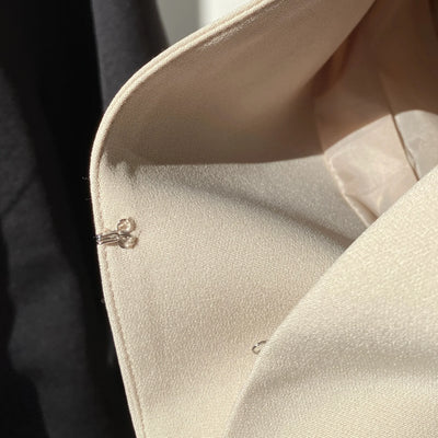 【ハモミシノオトナフク】No-collar flare line jacket