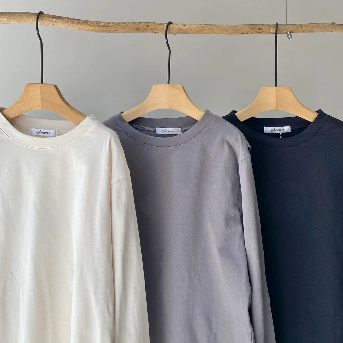 【ハモミシノオトナフク】Back cutout design long t-shirt