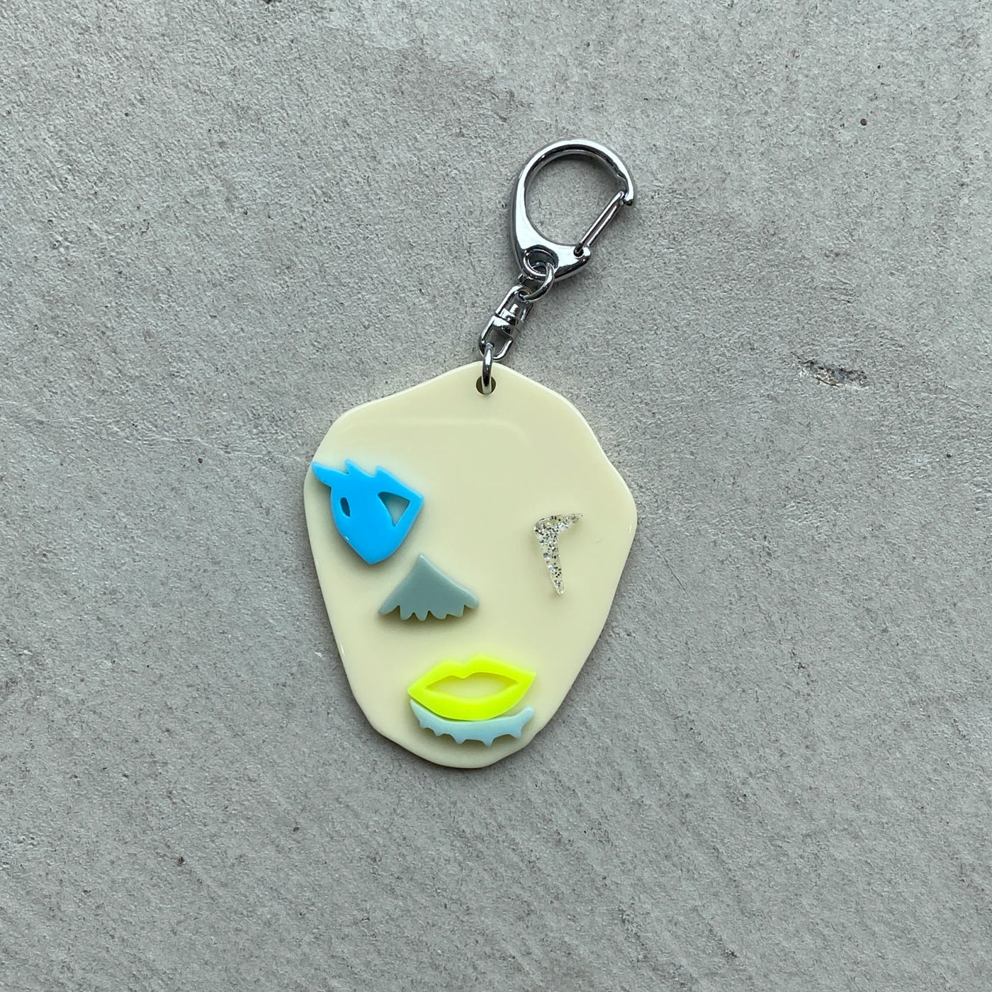 【riru】KAO no.296 (キーホルダー仕様)