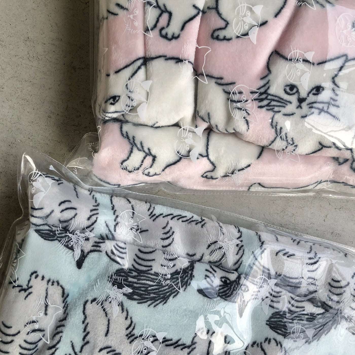 【hamomisi】Warm blanket Cat