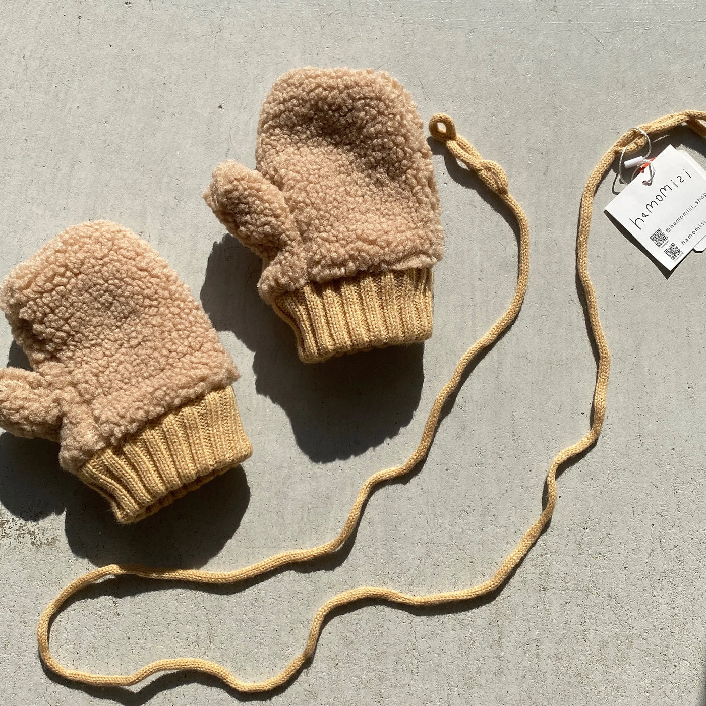 【hamomisi】Boa Lib Mittens
