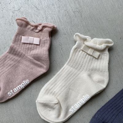 【hamomisi】Grosgrain Ribbon Shot Socks