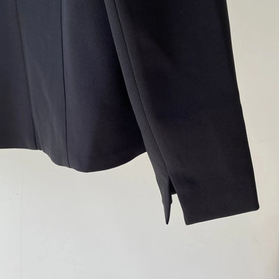 【ハモミシノオトナフク】No-collar flare line jacket