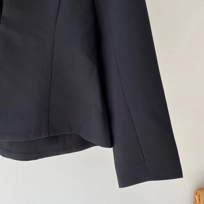 【ハモミシノオトナフク】No-collar flare line jacket