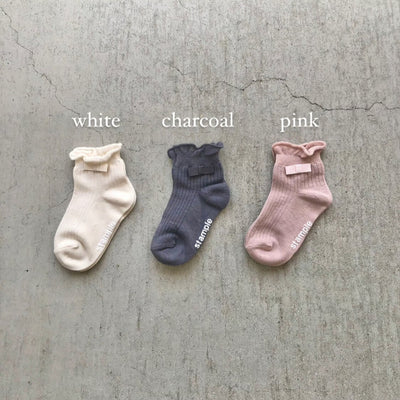 【hamomisi】Grosgrain Ribbon Shot Socks