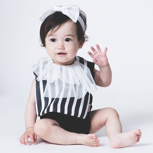 【Niva】チュールの襟元とストライプがモードなスタイ／Tulle lace Collar Bib