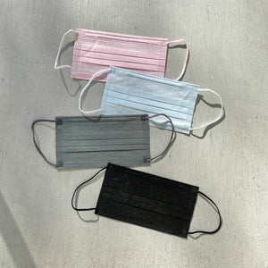 【hamomisi】不織布マスク【大人用サイズ】（17枚ずつ個包装）51枚入り