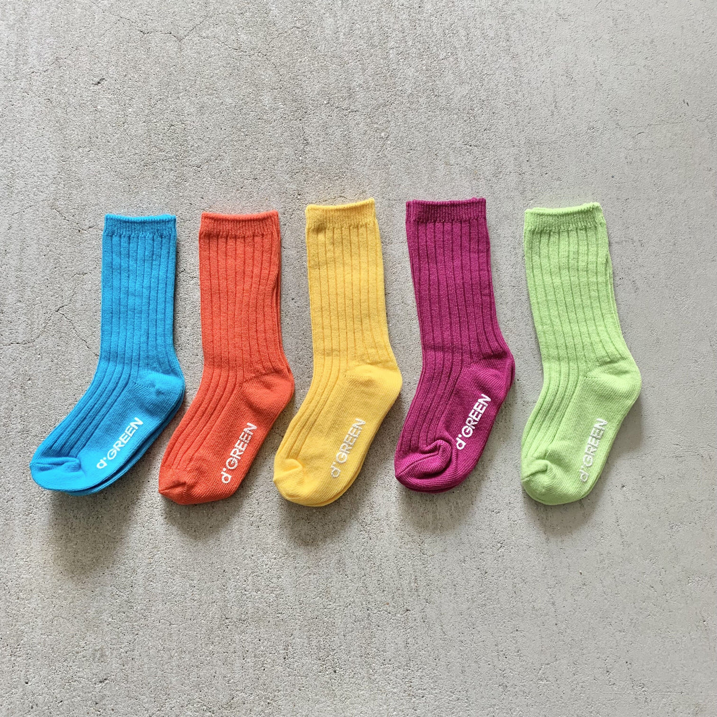 【hamomisi】Vivid socks dig