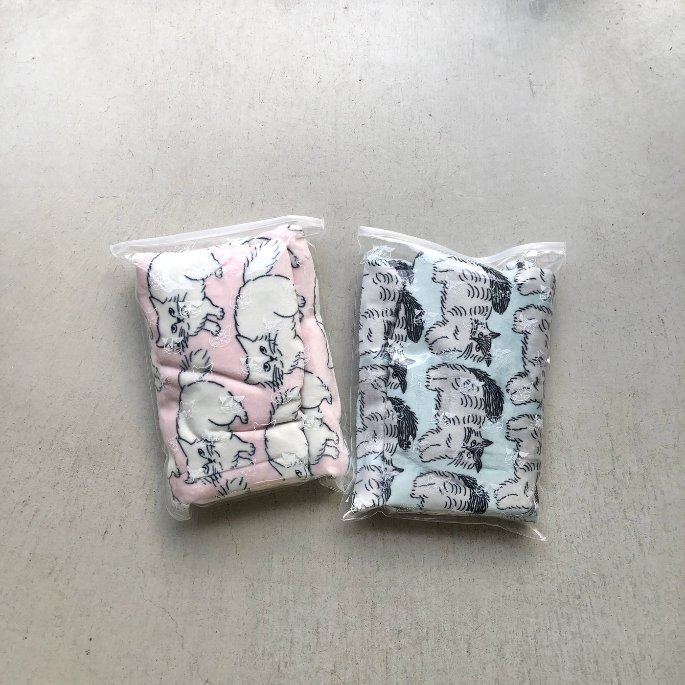 【hamomisi】Warm blanket Cat