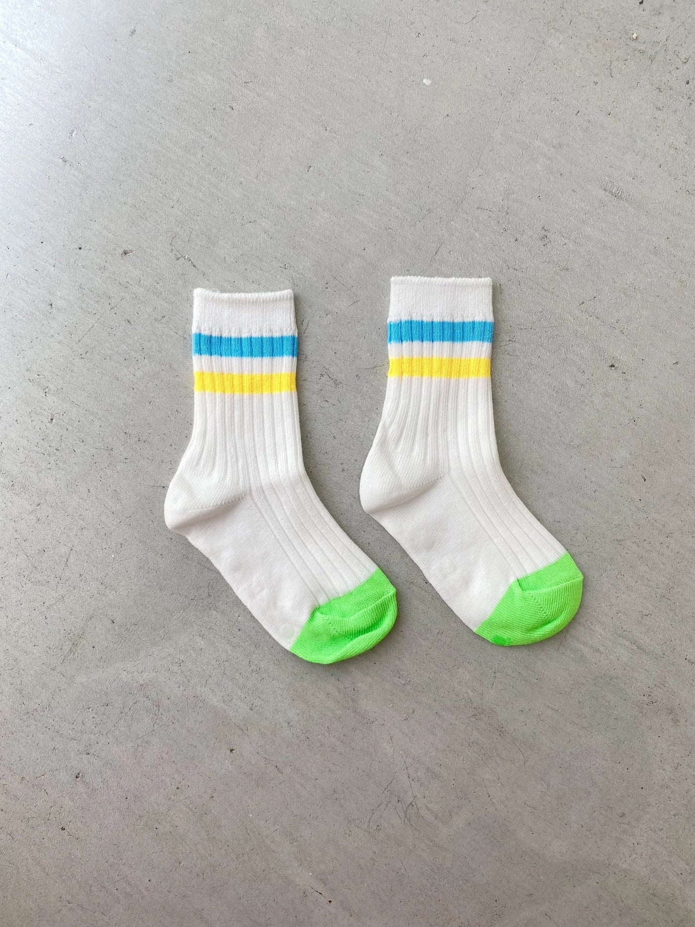 【hamomisi】Neon Line socks
