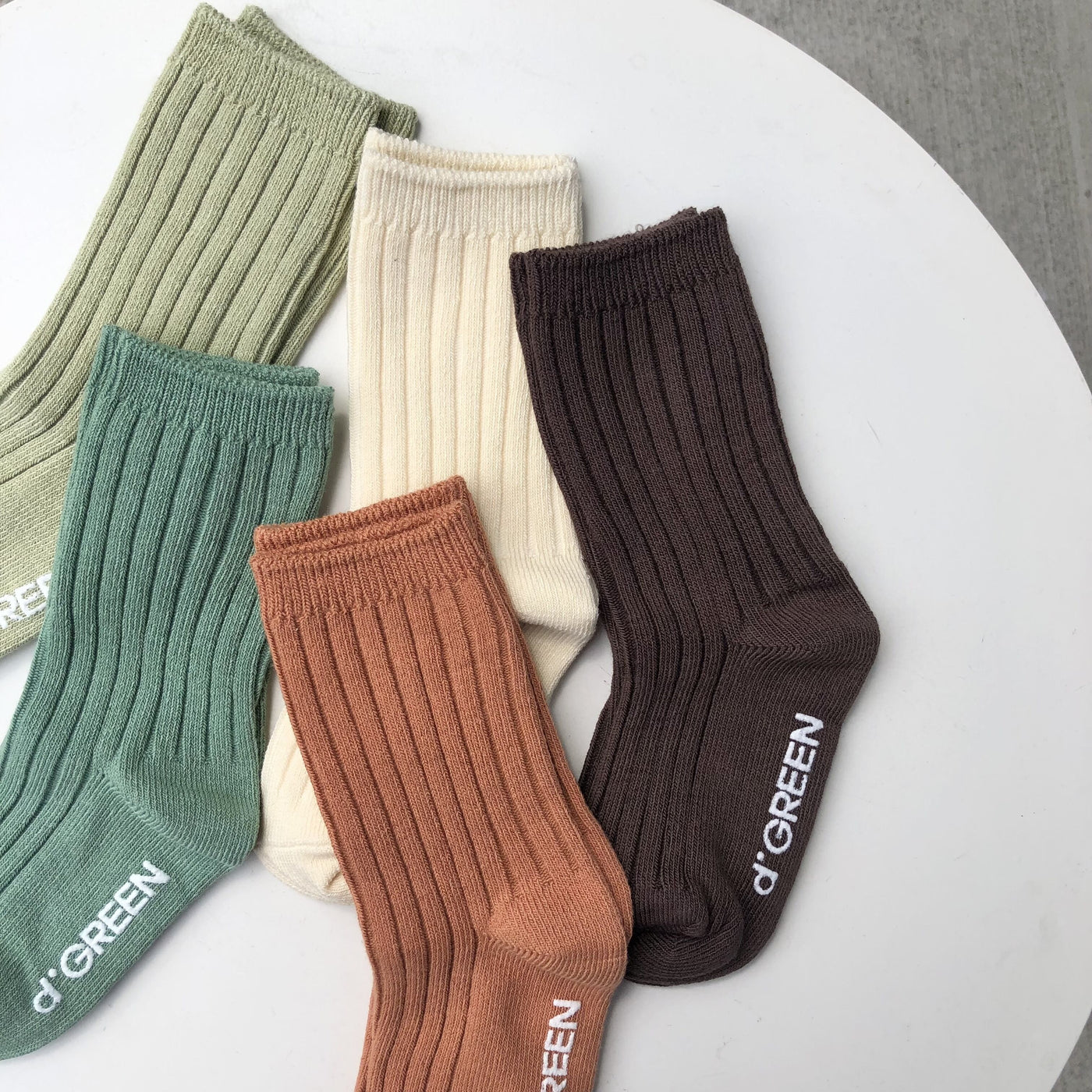 【hamomisi】pistachio socks dig